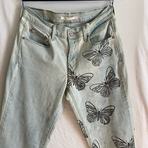 Custom Levi’s - Picture 1 of 5